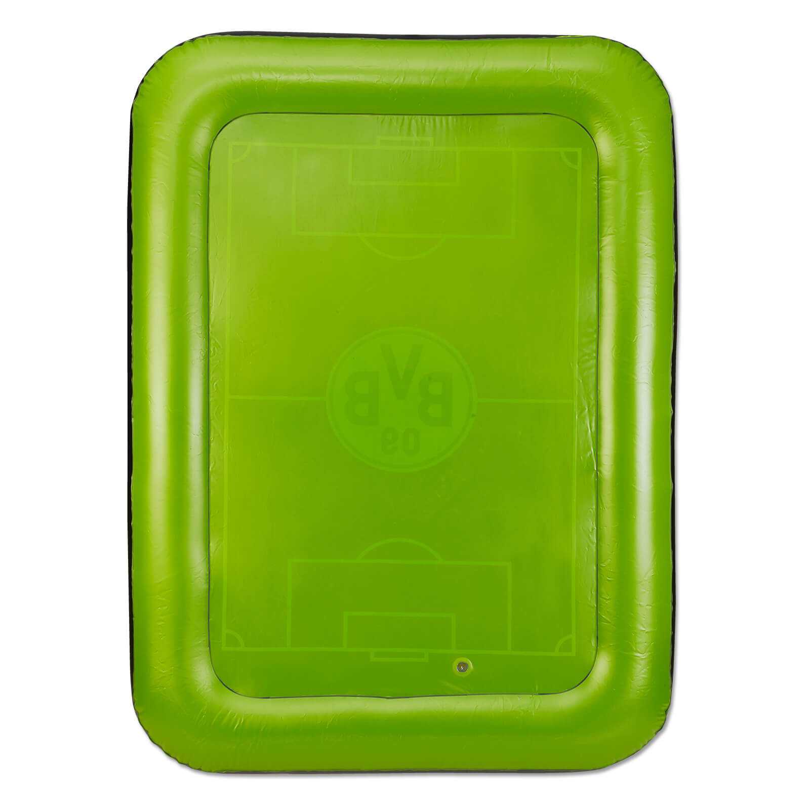 Draufsicht auf den grünen BVB-Pool mit aufgedrucktem Spielfeld und mittig platziertem BVB-Emblem auf dem Boden.