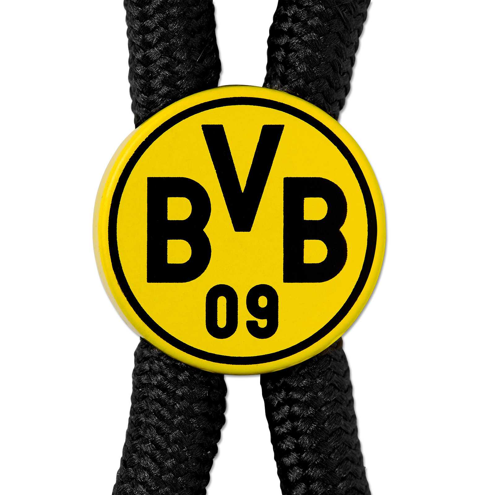Detailansicht des BVB Schlüsselanhänger MBRC mit rundem, gelbem Anhänger und schwarzem BVB-Emblem an schwarzem Band.