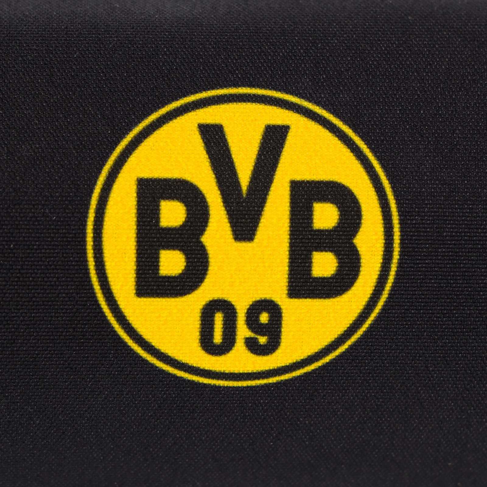 Detailansicht des BVB-Logos auf dem Mäppchen
