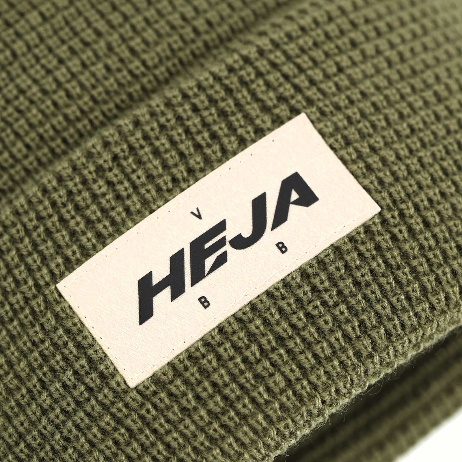 Detailansicht Heja-Schriftzugs auf der Krempe