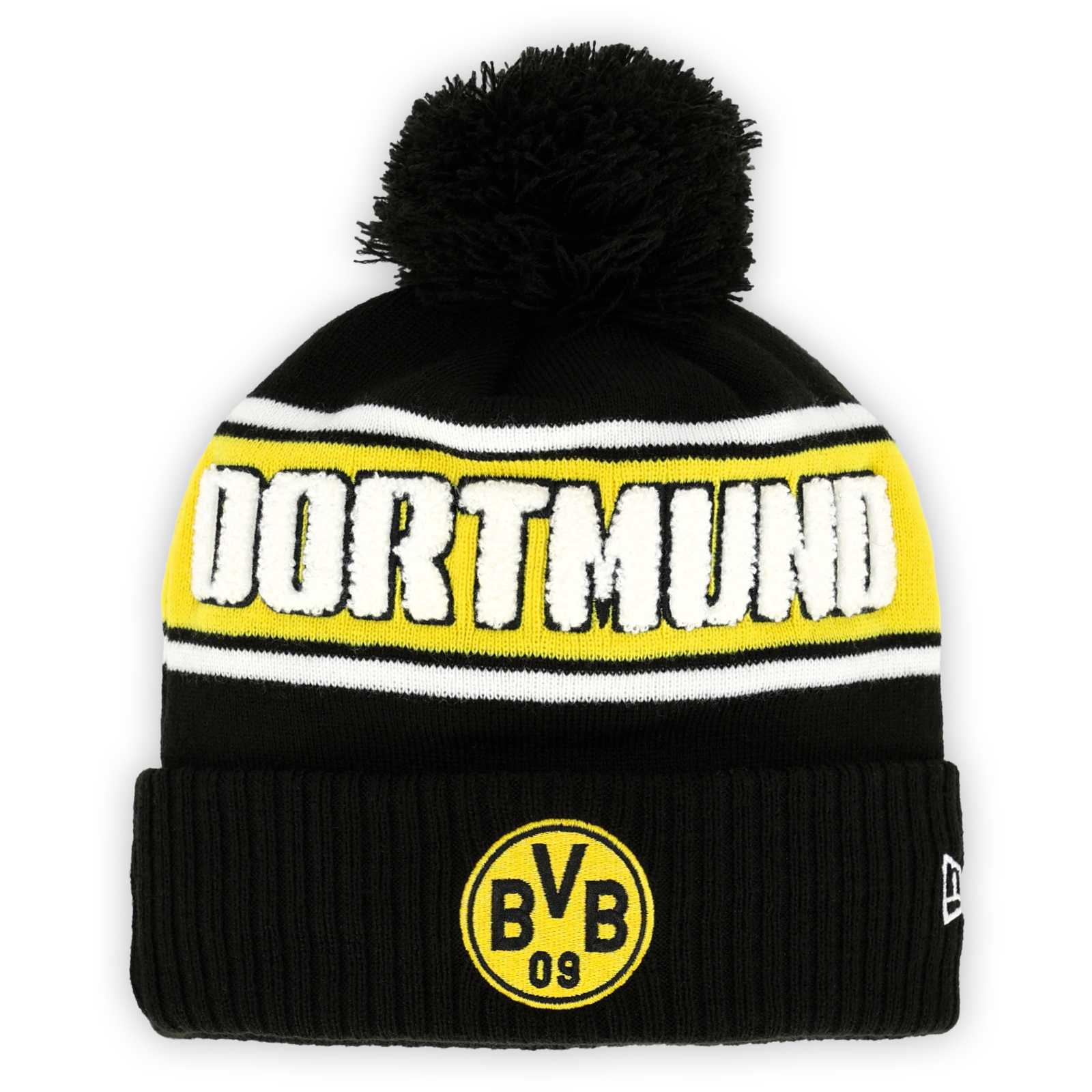 Vorderansicht der schwarzen Bommelmütze mit breitem gelbem Balken mit weißem Dortmund-Schriftzug und dem BVB-Emblem auf der Stirn.