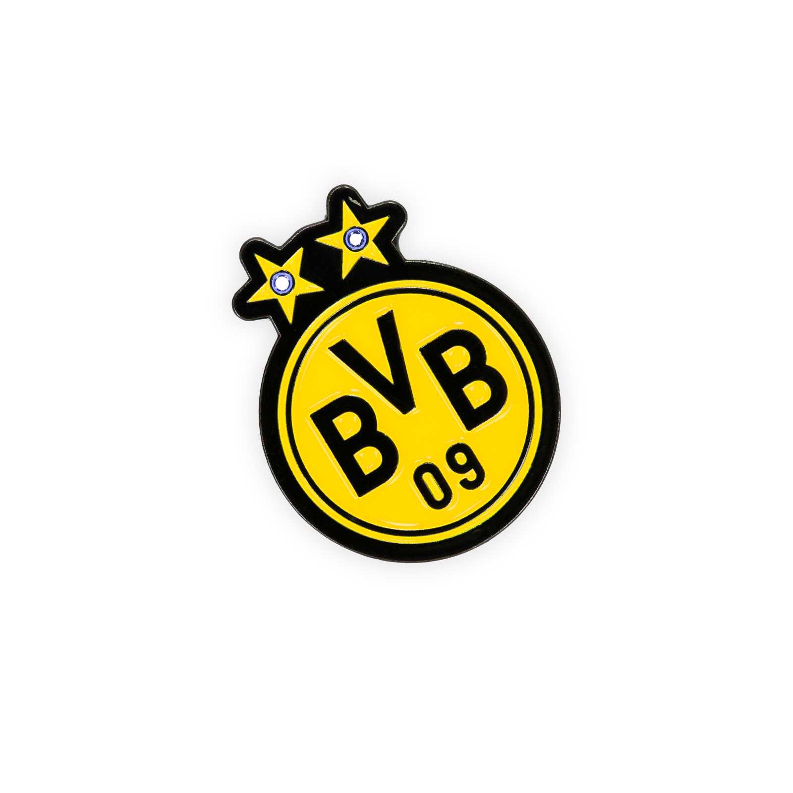 Vorderansicht des Pins in Emblem-Form mit zwei Sternen über dem Logo. In den Sternen befinden sich LED-Lichter.