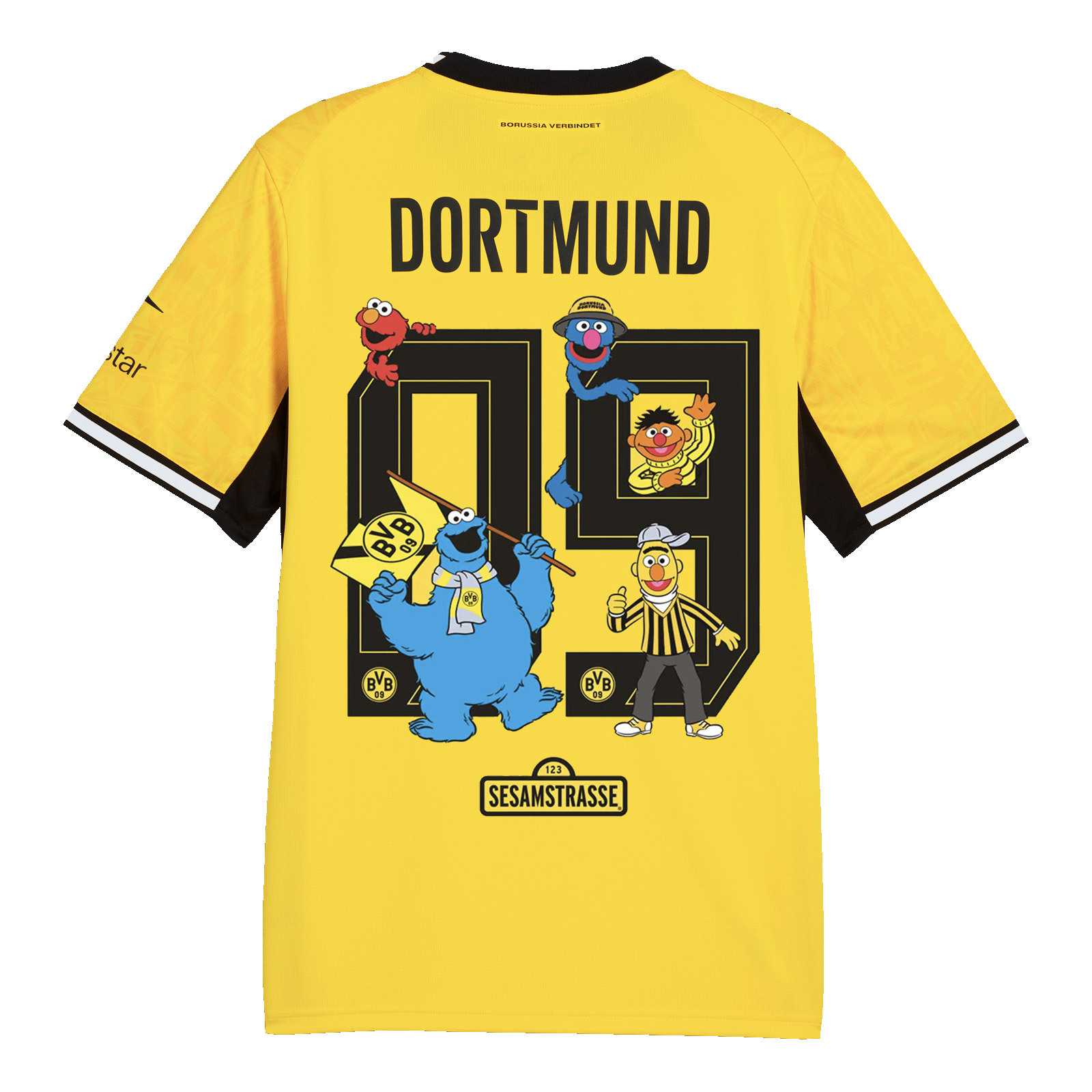 Die Rückansicht des Heimtrikots 26-27 mit der Aufschrift Dortmund, mit Sesamstraßen-Trikotflock mit der Zahl 09, verschiedenen Charakteren und dem Straßenschild der Sesamstraße.